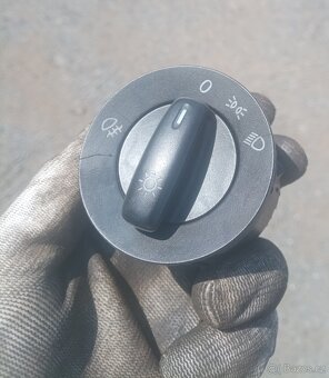 Passat B6 2.0 103kw BKP - náhradní díly - 7