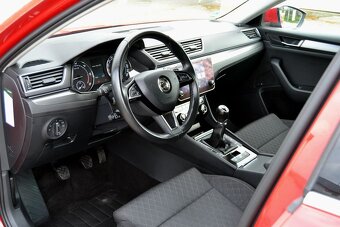 Škoda Superb 2.0 TDI 110kW Style Pro Navi kombi TOP STAV - 7