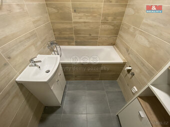 Pronájem bytu 2+1, 55 m², Orlová, ul. Kpt. Jaroše - 7