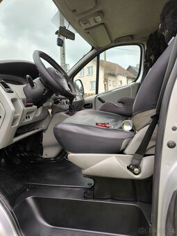 Opel vivaro velmi pěkný stav - 7