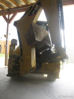 Traktor bagr - 7