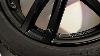 Kola R19 a zimní pneu s tpms ventilky BMW po i3 - 7