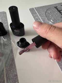 ÚV LAMPA NA NEHTY S DISPLEJEM A ČASOVAČEM + GEL LAKY - 7