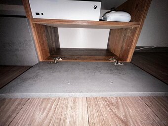 Komoda pod TV + klasická komoda - 7