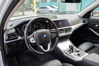 BMW Rad 3 Touring 318d A/T - 7