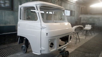 AVIA - KABINA - 7