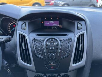Ford Focus 1.6i Ti-VCT Trend Klimatizace Výhřev Okna - 7