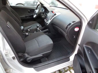 Kia Cee´d 1.6 CRDI 1 Majitel STK do 5/2027 - 7