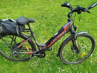 Dámské elektrokolo LECTRON CITINA R motor vzadu v kole - 7