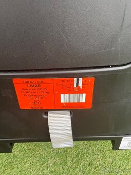Autosedačka Britax do 22kg + 2x clona do auta - 7