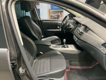 Renault Laguna III 2.0dCi 150PS Limited - 2014 - 2x sada - 7