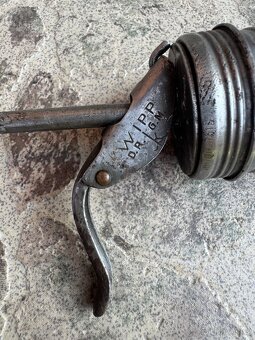 2x stará olejnička německá značená D.R.G.M. - 7