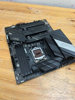 ASUS ROG STRIX Z590-F GAMING WIFI//Socket Intel 1200 Záruka - 7