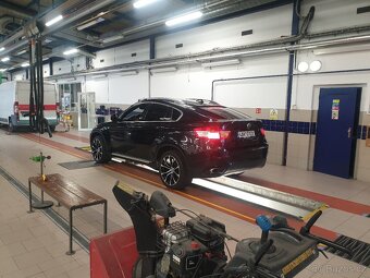 Prodám nebo vyměním BMW X6 35i X-Drive - 7