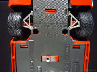 Ferrari F40 Bburago 1/18 - 7