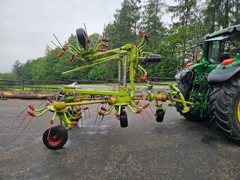 Obraceč Claas Volto 1050 T - 7