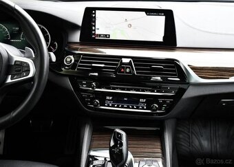 BMW Řada 5 M550d XD HUD B&W MASAŽ PANO - 7