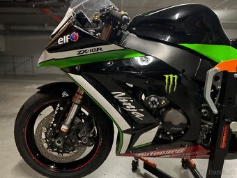 KAWASAKI ZX10R - 7
