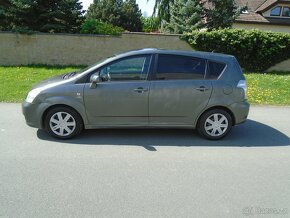 Toyota Corolla Verso - 7