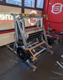Hammer Strength - 7