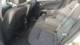 Ford Mondeo combi 2.0 TDCi 85 kw - 7