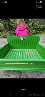 Dětský traktůrek s přívěsem Peg Perego - 7