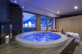 Komfort a elegance v srdci italských Alp. Celkem 8 luxusních - 7