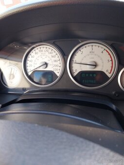 Chrysler grand voyager 2,8 CRD automat - 7
