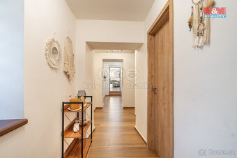 Prodej rodinného domu 5+kk, 220 m², Žižice - 7