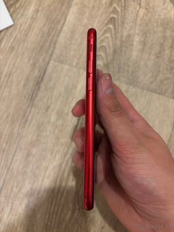 iPhone SE 2020 - 7