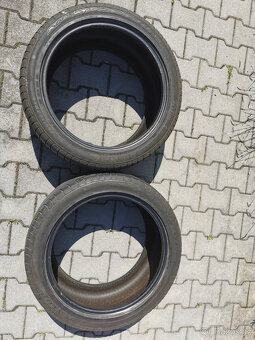Dunlop letní 275/40/19 - 7
