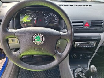 Škoda Octavia kombi 1,6i 16V - 7