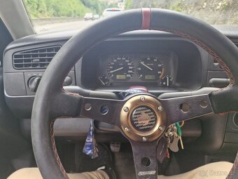 Volkswagen Golf 3 - 7