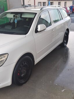 Octavia 1.6 TDI DSG - 7