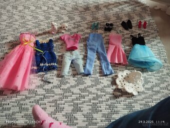 Domeček pro panenky, hracky Barbie - 7