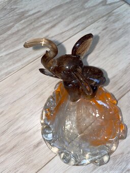 Sirnatý skleněný popelník, prvorepublikový slon - 7