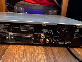 Prodám DVD rekordér JVC DR M100. - 7