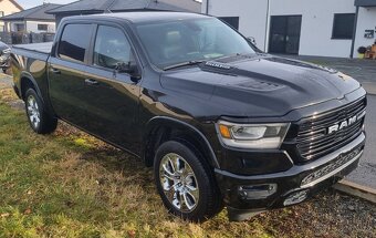 Dodge RAM 1500 Laramie V8 5,7 HEMI eTorque 4x2 - 7