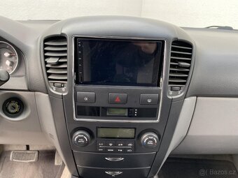 Kia Sorento 2.5 CRDI , 125 kW nafta, 2009 - 7