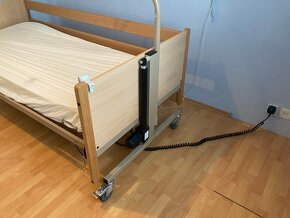 Polohovací postel elektrická - 7