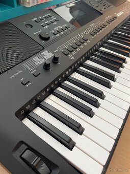 Klávesy Yamaha PSR-E453 + stojan - 7