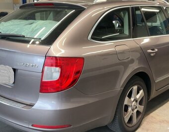 Škoda Superb II 2.0 Tdi DSG 125 KW ELEGANCE Kůže XENONY TOP - 7