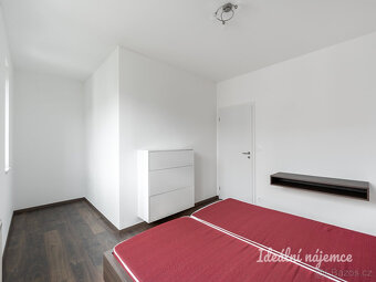 Pronájem bytu 3+kk, Fikerova, Modřany, 33900 Kč/měs, 87 m2 - 7