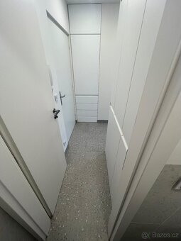 Ihned volné Zrekonstruované 1kk/L, 42m2, v Krči, Murgašova - 7