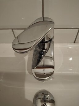 Umyvadlo - komplet s baterií a odtokovou sadou - 7