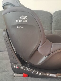 BRITAX Set vajíčka, pokračující sedačky a isofixové základny - 7