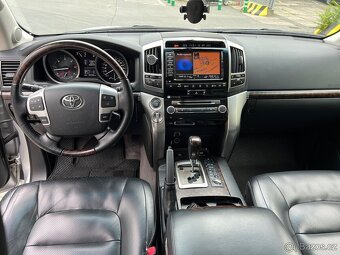Toyota land cruiser V8 4x4 automat TOPSTAV 93 000km - 7