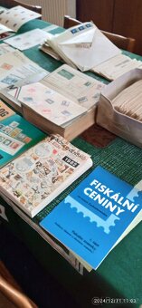 Poštovní známky a katalogy - 7