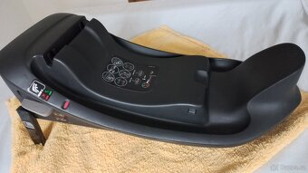 Autosedačka CYBEX Aton B2 i-Size + základna ISOFIX + DÁRKY - 7