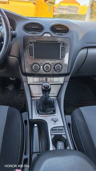 Ford Focus combi 1.6 i 2009 - 7